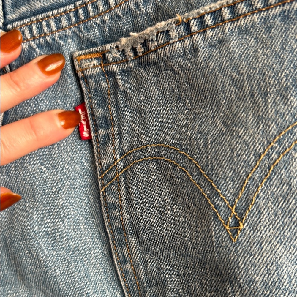 Levi's Women's Straight Leg Patchwork Distressed … - image 4